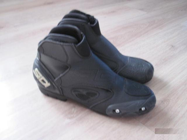 Мотоботы sidi