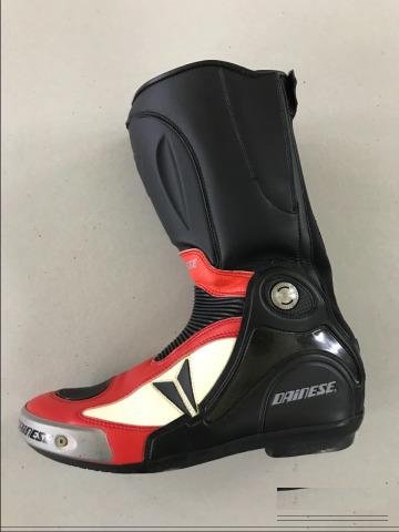 Мотокостюм Dainese