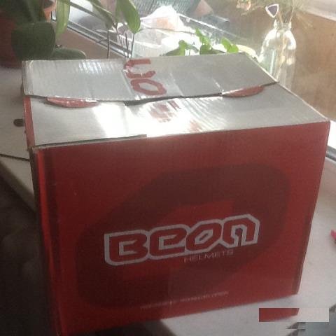 Шлем beon