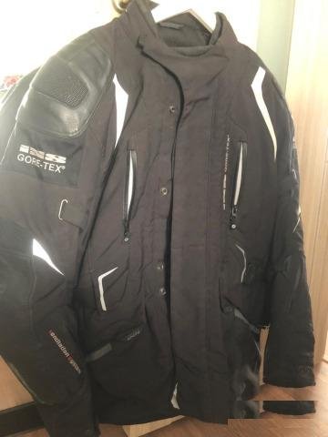 Продам мотокуртку IXS Gore-tex текстиль/кожа