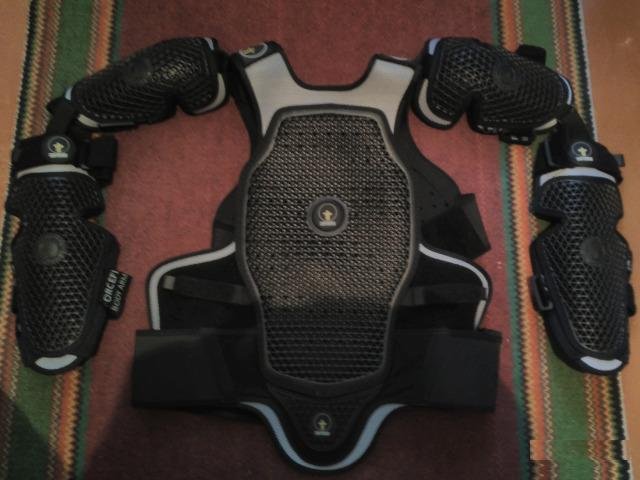 Черепаха Forcefield Harness Adventure L2