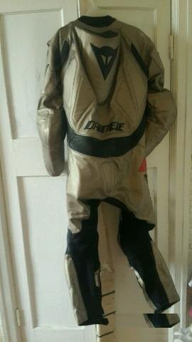 Комбинезон Dainese