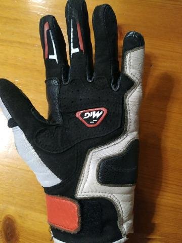 Перчатки Dainese