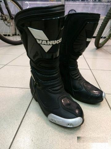 Мотоботы Vanucci RV3 air
