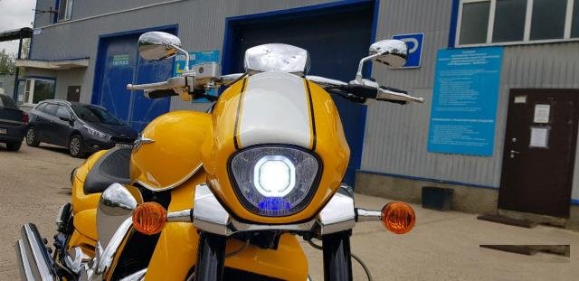 Suzuki boulevard m109r