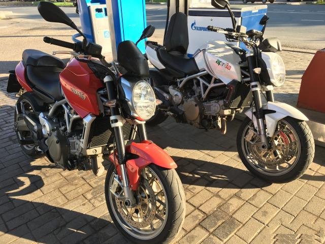 Aprilia Mana 850