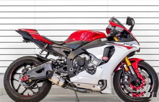 Продаётся Yamaha YZF-R1