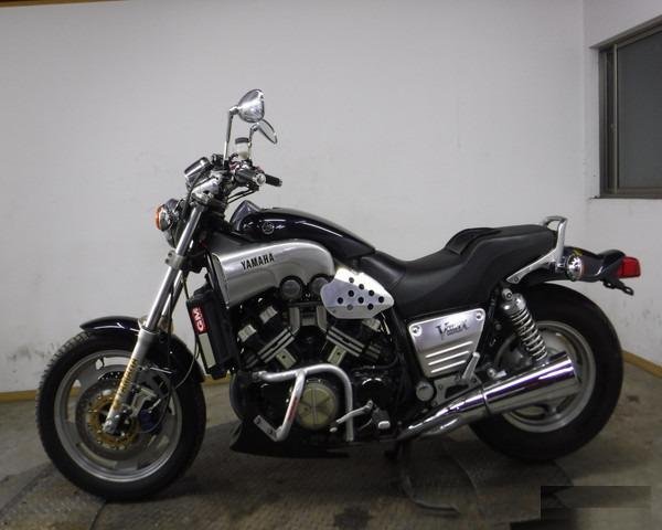 Yamaha vmax 1200