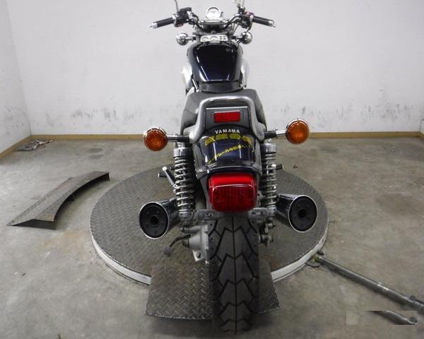 Yamaha vmax 1200