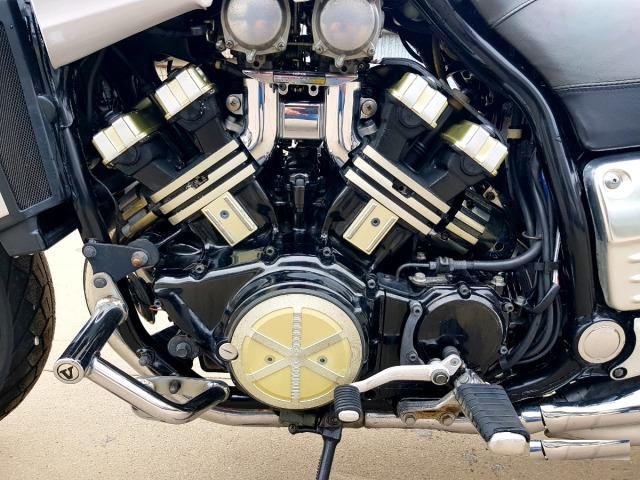 Yamaha vmax 1200