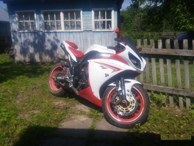 Yamaha R1 2011 Г/В - мот выходного дня