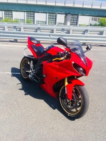 Yamaha YZF-R1