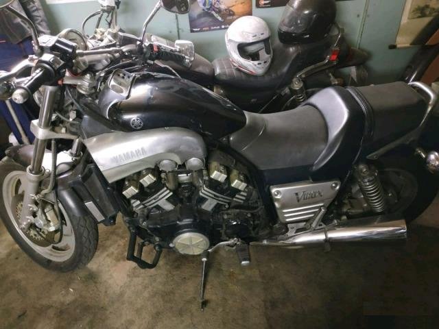 Yamaha vmax 1200