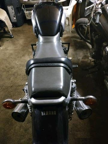 Yamaha vmax 1200
