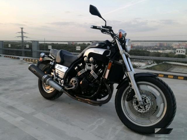 Yamaha vmax 1200