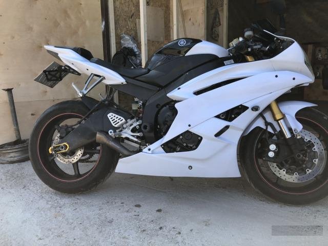 Yamaha R6