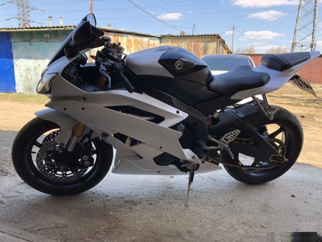 Yamaha R6