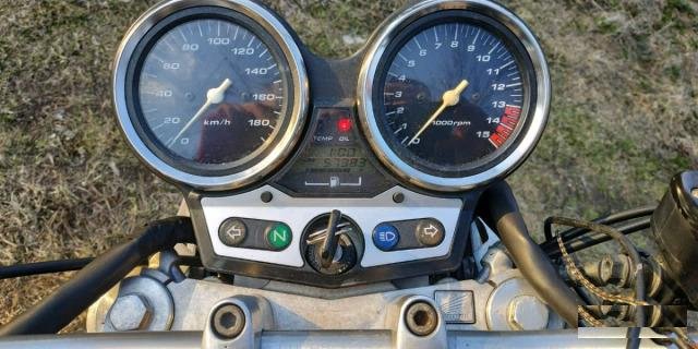 Honda cb400 vtec 2000г