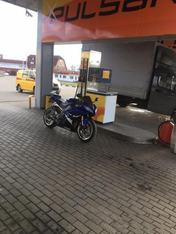 YZF r6