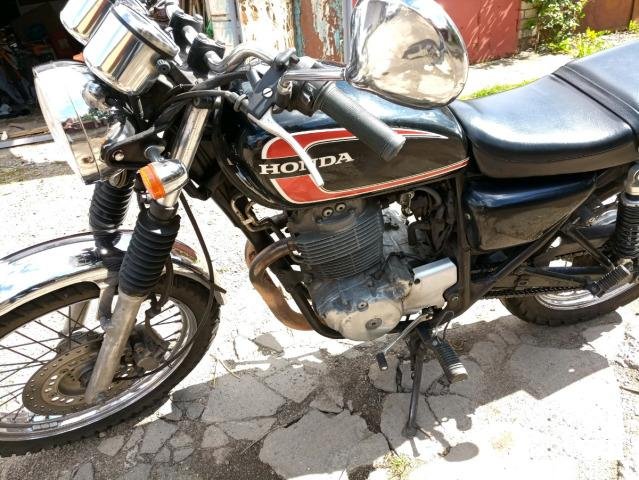 Honda cb400ss