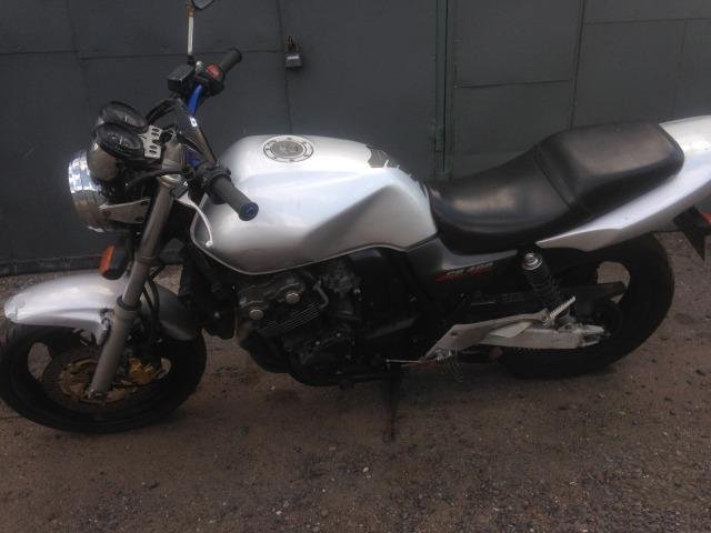 Мотоцикл honda cb400 2000 год