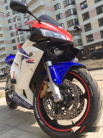 Honda cbr 600 rr
