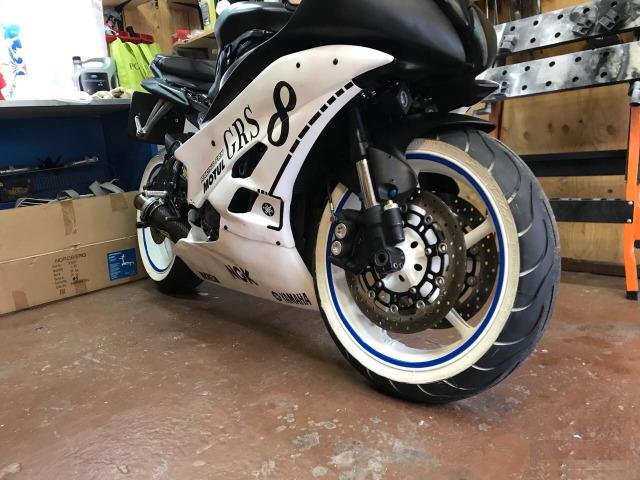 Yamaha R6