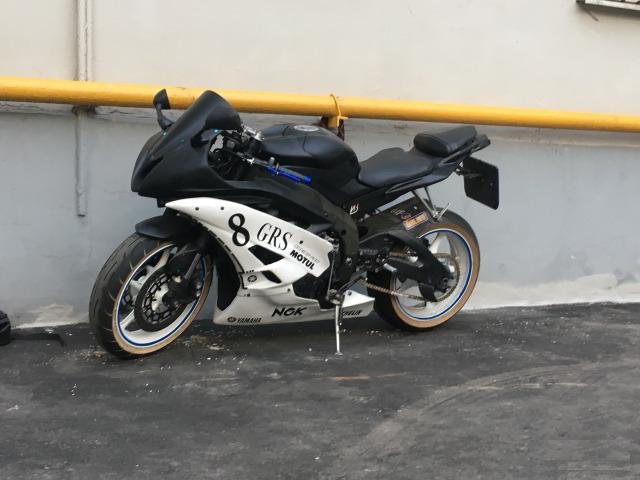 Yamaha R6