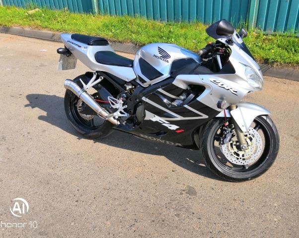 Honda CBR 600 f4i