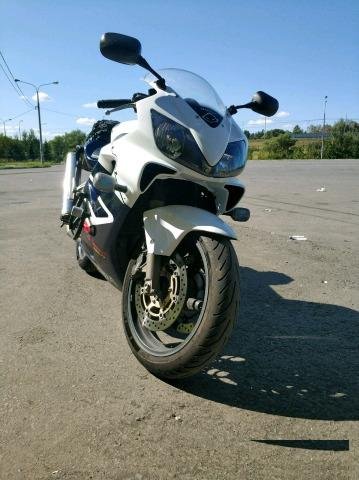 CBR 600 F4i