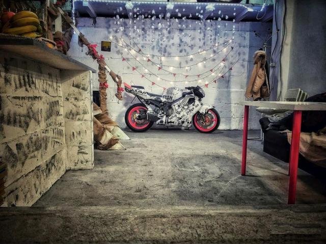 CBR600Fstunt (CBR600F4i)