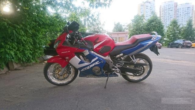 Honda cbr 600 f4i 2001