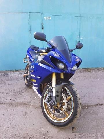 Yamaha R1 2010