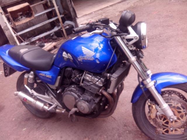 Honda CB-400