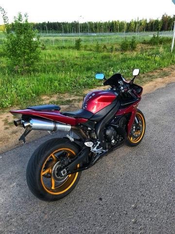 Yamaha R1