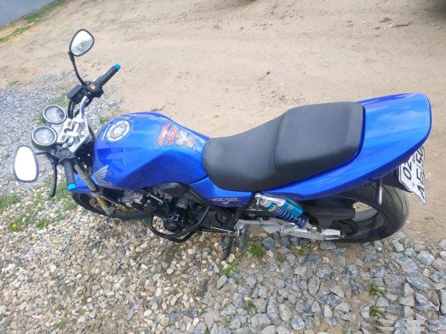 Honda cb400 vtec