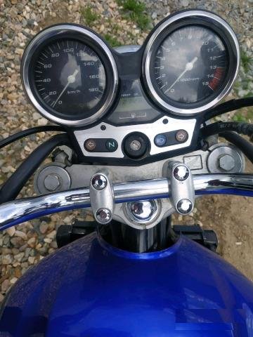Honda cb400 vtec