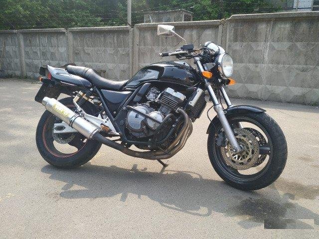 Honda CB 400 Super Four