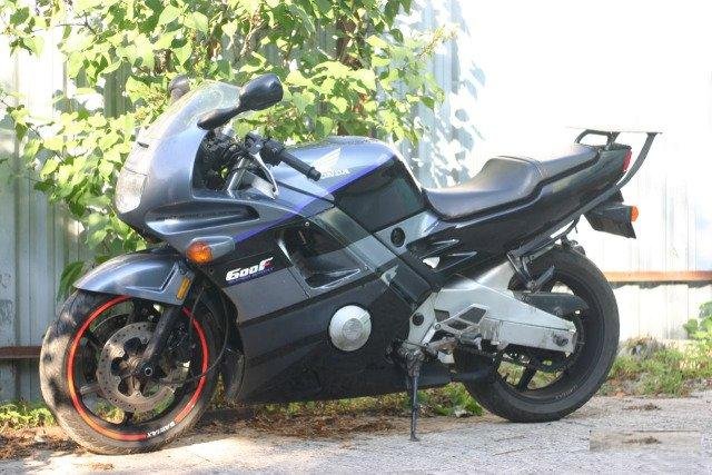 Honda CBR600 F2