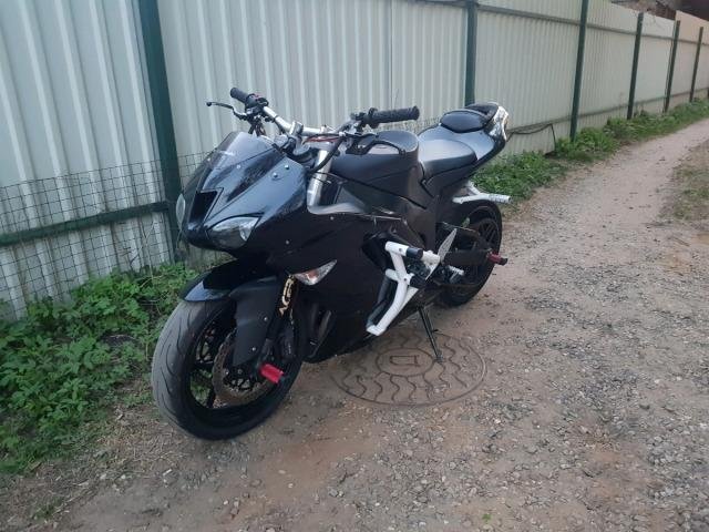 Kawasaki Zx6 R