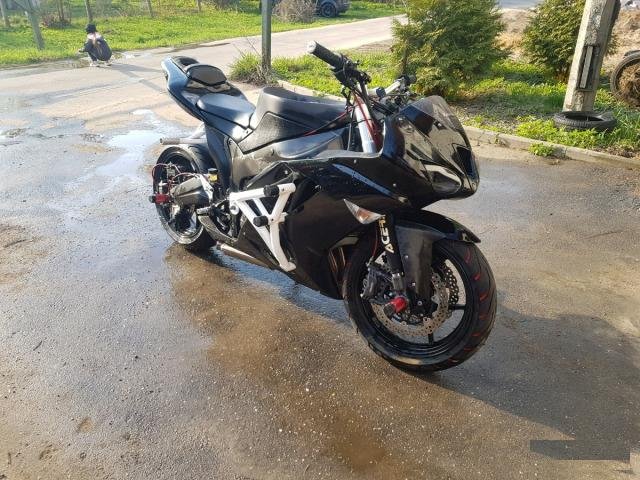 Kawasaki Zx6 R