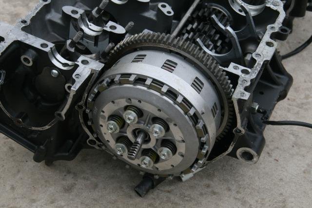 Двигатель Yamaha R6 08