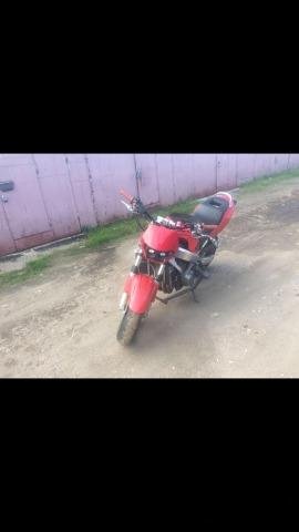 Honda CBR600 F4i под стант