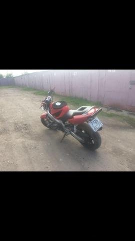 Honda CBR600 F4i под стант