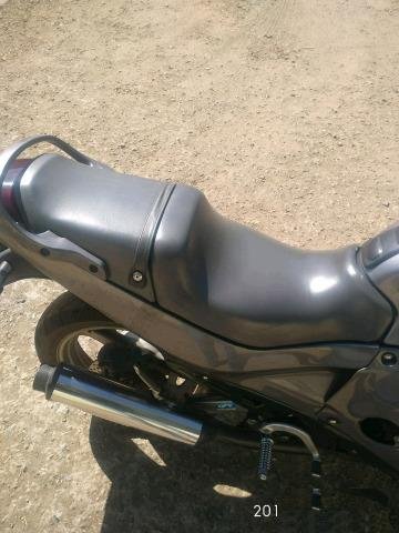 Suzuki gsx 400f