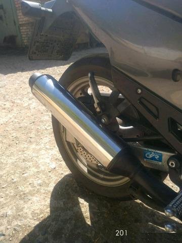 Suzuki gsx 400f