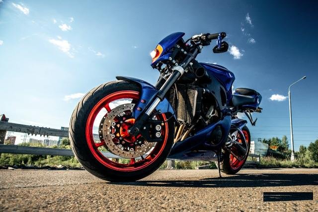 Yamaha r6