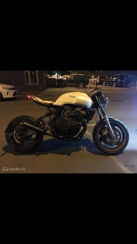 CB400