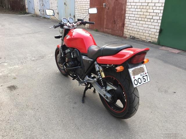 Honda CB400 SF