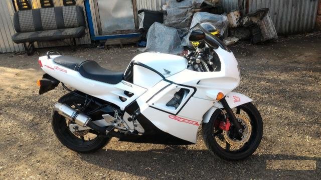 Honda CBR 600F2 1993 года